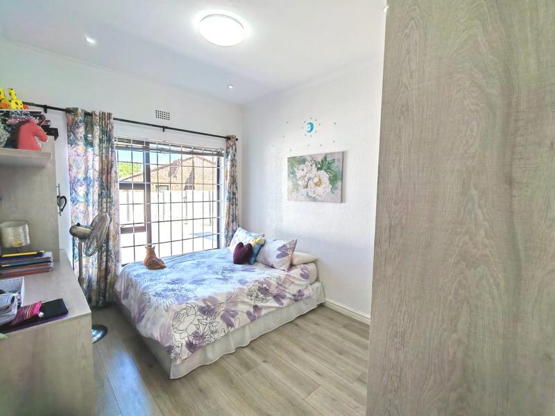 5 Bedroom Property for Sale in Welgelegen Western Cape